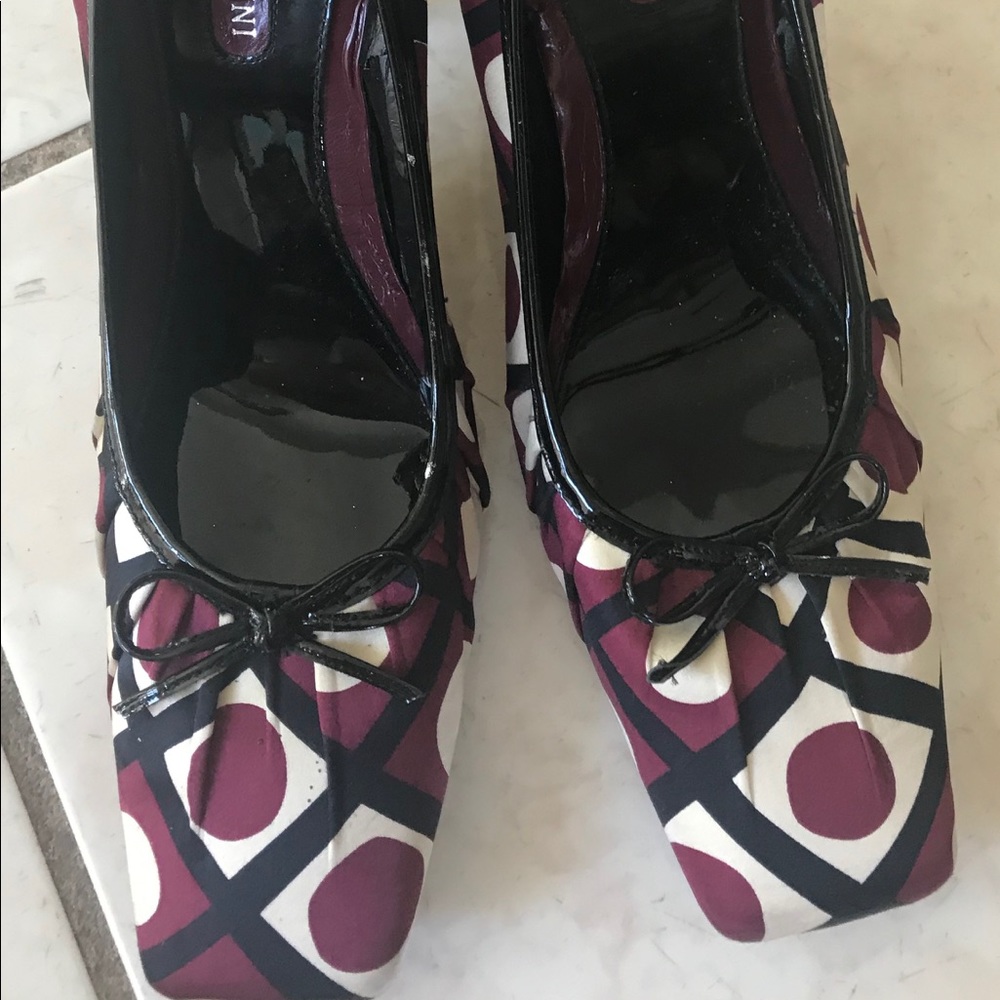 Elegant dressy shoes